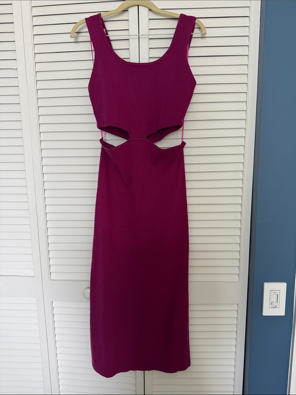 Sleeveless Cutout Midi Dress in Berry